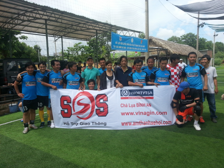 Kêu gọi tài trợ và cổ vũ đội bóng S.O.S tham dự OSCL 2014