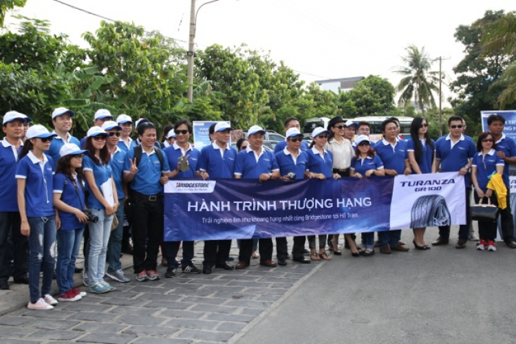 Nguyên nhân gây ra tiếng ồn của lốp xe