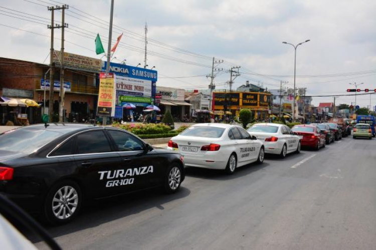 Nguyên nhân gây ra tiếng ồn của lốp xe