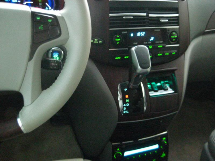 Tự hào là chiếc TOYOTA SIENNA LE duy nhất VN lắp và độ nhiều đồ chơi ! Tự hào là chiếc TOYOTA SIENNA LE duy nhất VN lắp và độ nhiều đồ chơi !