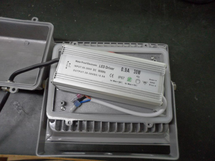 Đèn LED vs đèn Compact Đèn LED vs đèn Compact