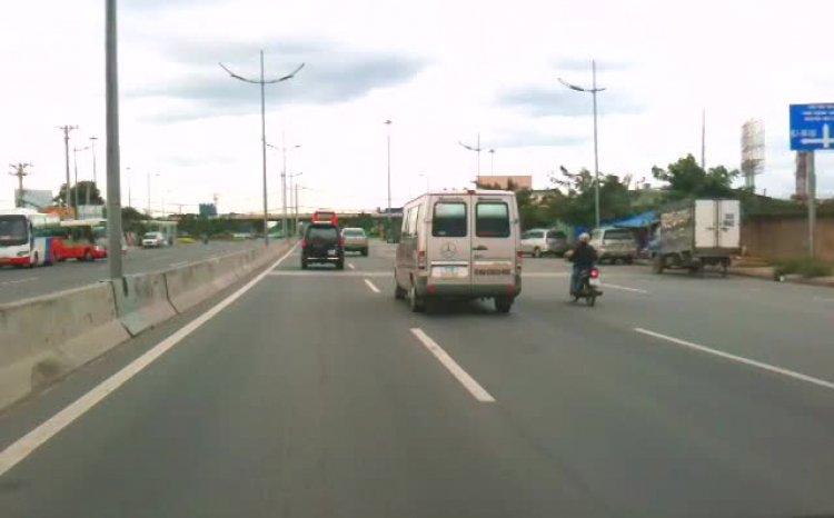 Mời các bác "thảo luận" về làn đường - chạy sao cho đúng?