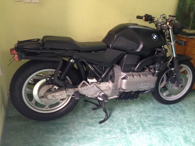 BMW K100RS1986 ra khói hao nhớt