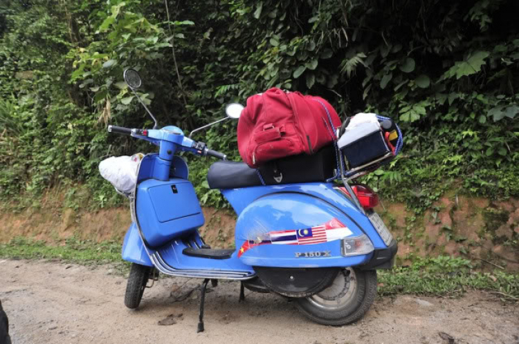 Vespa Hưu trí- Hành trình Asean Vietnam-Laos-ThaiLand-Malaysia-Singapore 2012