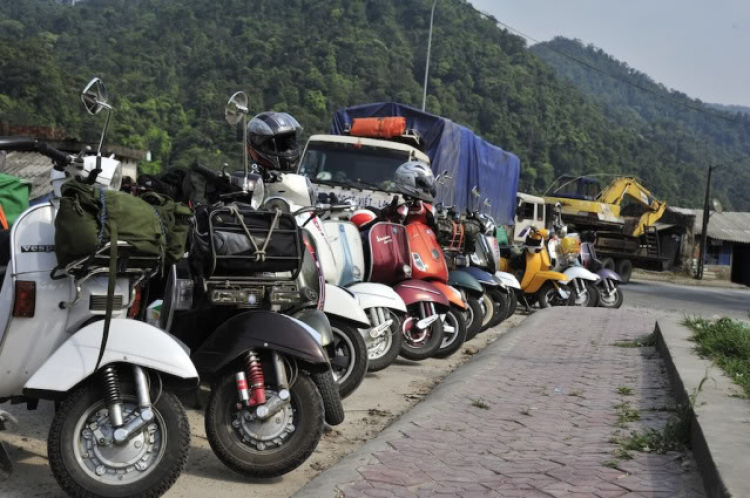 Vespa Hưu trí- Hành trình Asean Vietnam-Laos-ThaiLand-Malaysia-Singapore 2012