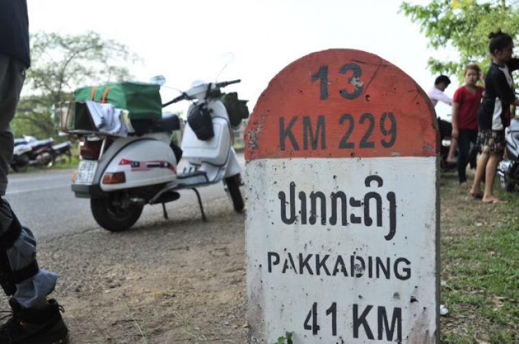 Vespa Hưu trí- Hành trình Asean Vietnam-Laos-ThaiLand-Malaysia-Singapore 2012