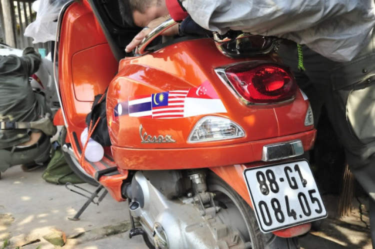 Vespa Hưu trí- Hành trình Asean Vietnam-Laos-ThaiLand-Malaysia-Singapore 2012 Vespa Hưu trí- Hành trình Asean Vietnam-Laos-ThaiLand-Malaysia-Singapore 2012