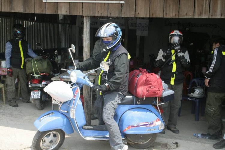 Vespa Hưu trí- Hành trình Asean Vietnam-Laos-ThaiLand-Malaysia-Singapore 2012