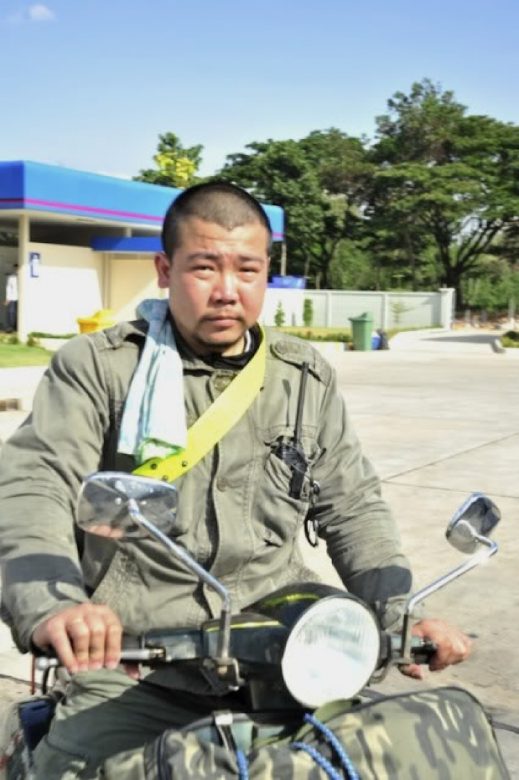 Vespa Hưu trí- Hành trình Asean Vietnam-Laos-ThaiLand-Malaysia-Singapore 2012