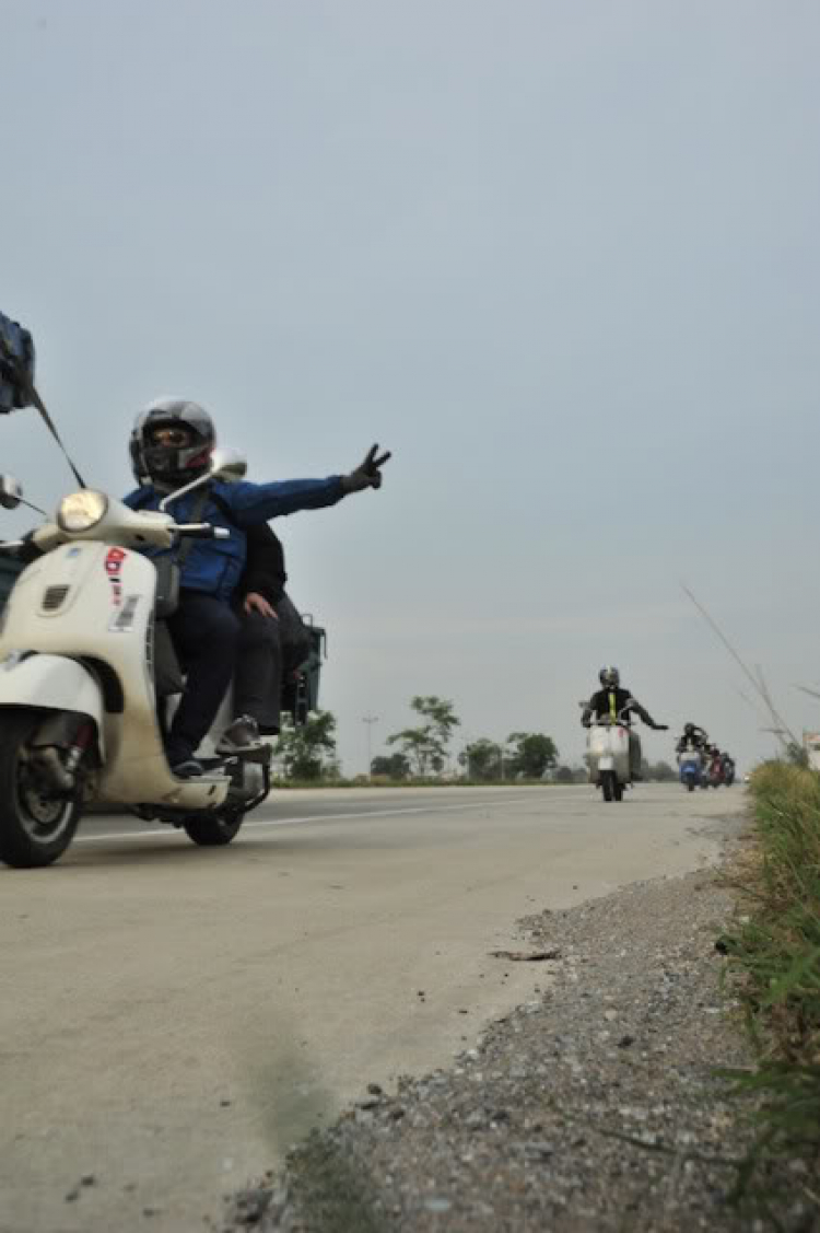 Vespa Hưu trí- Hành trình Asean Vietnam-Laos-ThaiLand-Malaysia-Singapore 2012