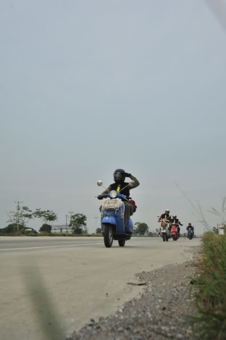 Vespa Hưu trí- Hành trình Asean Vietnam-Laos-ThaiLand-Malaysia-Singapore 2012