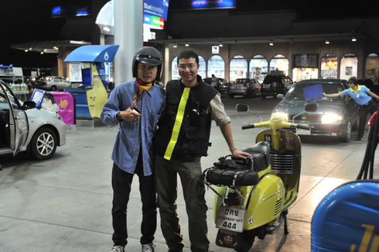 Vespa Hưu trí- Hành trình Asean Vietnam-Laos-ThaiLand-Malaysia-Singapore 2012 Vespa Hưu trí- Hành trình Asean Vietnam-Laos-ThaiLand-Malaysia-Singapore 2012