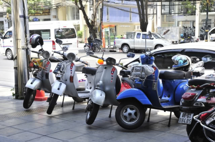 Vespa Hưu trí- Hành trình Asean Vietnam-Laos-ThaiLand-Malaysia-Singapore 2012