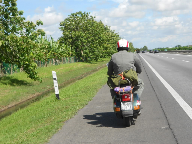 Vespa Hưu trí- Hành trình Asean Vietnam-Laos-ThaiLand-Malaysia-Singapore 2012