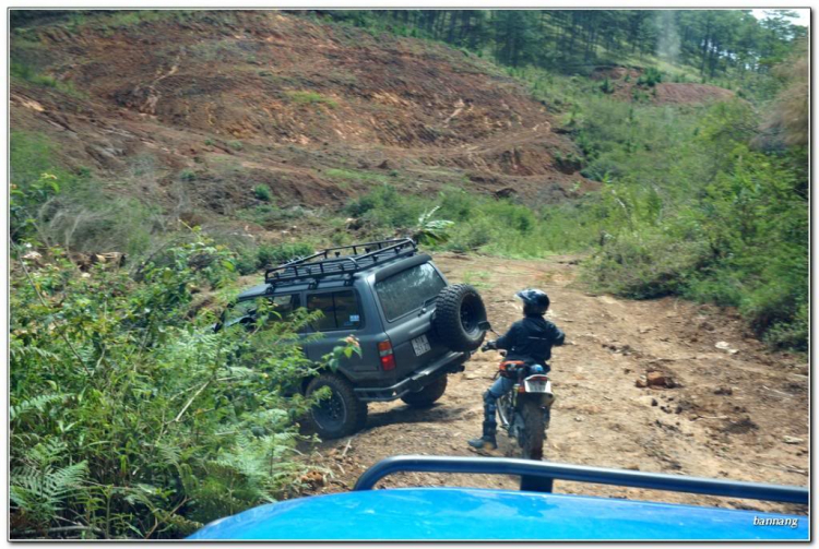 Ngày lễ của anh em 4x4 Ngày lễ của anh em 4x4