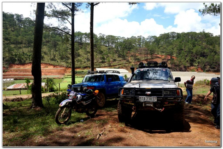 Ngày lễ của anh em 4x4 Ngày lễ của anh em 4x4
