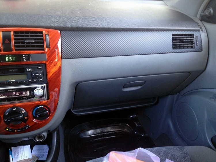 Xin hướng dẫn cách tháo ốp gỗ Lacetti EX Xin hướng dẫn cách tháo ốp gỗ Lacetti EX