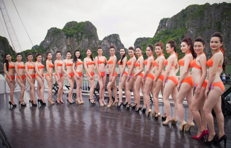 ACCORD CLUB  -  TÔI  CẦN .....HELP   ME  !