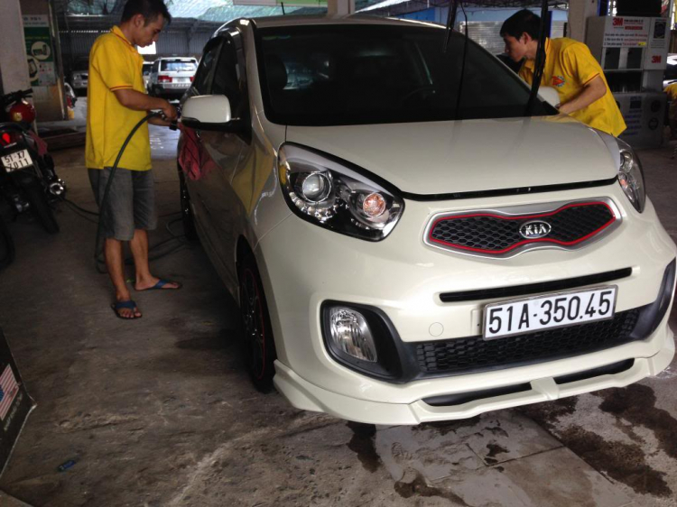 Body Lips Picanto cho bác nào quan tâm :) Body Lips Picanto cho bác nào quan tâm :)