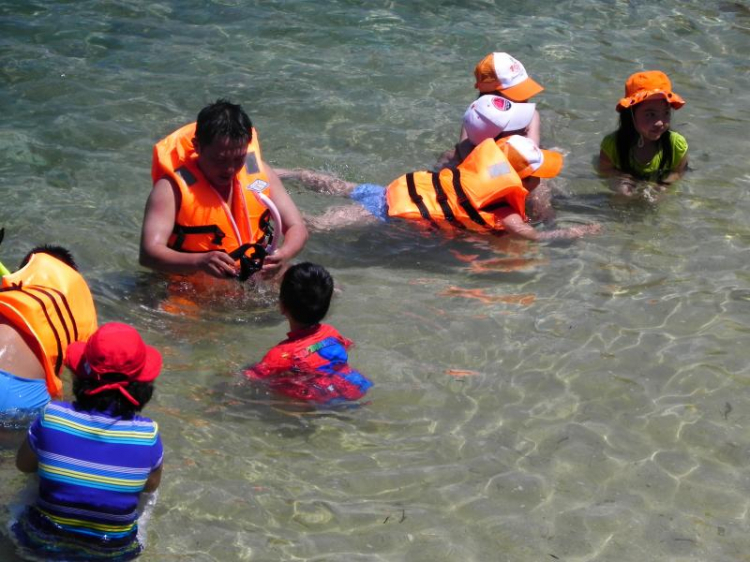 CHÀO HÈ 2014 – QUỐC TẾ THIẾU NHI 1.6 KHÁM PHÁ VƯỜN QUỐC GIA NÚI CHÚA HANG RÁI HOANG SƠ (ảnh P.9) CHÀO HÈ 2014 – QUỐC TẾ THIẾU NHI 1.6 KHÁM PHÁ VƯỜN QUỐC GIA NÚI CHÚA HANG RÁI HOANG SƠ (ảnh P.9)