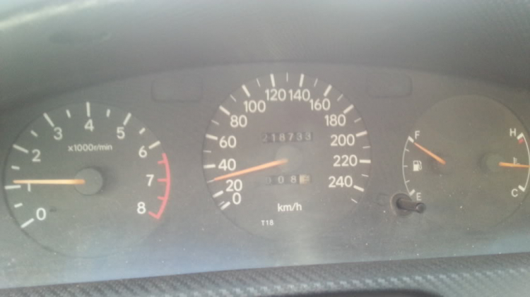 Toyota Corona 1992 - 1996 mắt híp đít bồng (Na béo ) Toyota Corona 1992 - 1996 mắt híp đít bồng (Na béo )