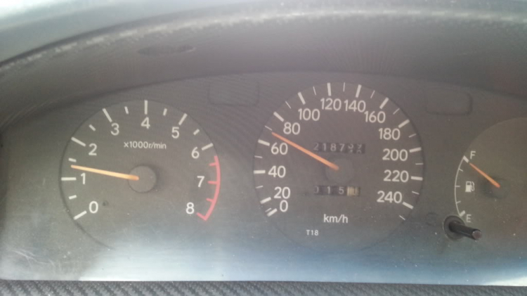 Toyota Corona 1992 - 1996 mắt híp đít bồng (Na béo ) Toyota Corona 1992 - 1996 mắt híp đít bồng (Na béo )