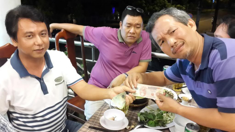 Tiệc ra mắt thành viên mới của FFC ngày 30/05/2014 tại nhà hàng Dìn ký Hồng Hà Tiệc ra mắt thành viên mới của FFC ngày 30/05/2014 tại nhà hàng Dìn ký Hồng Hà