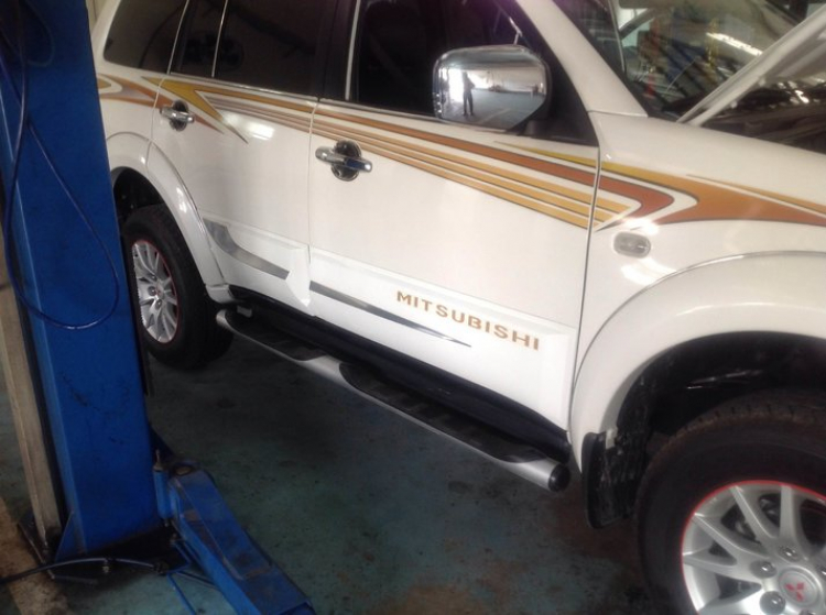 Đồ chơi xe Mitsubishi Đồ chơi xe Mitsubishi