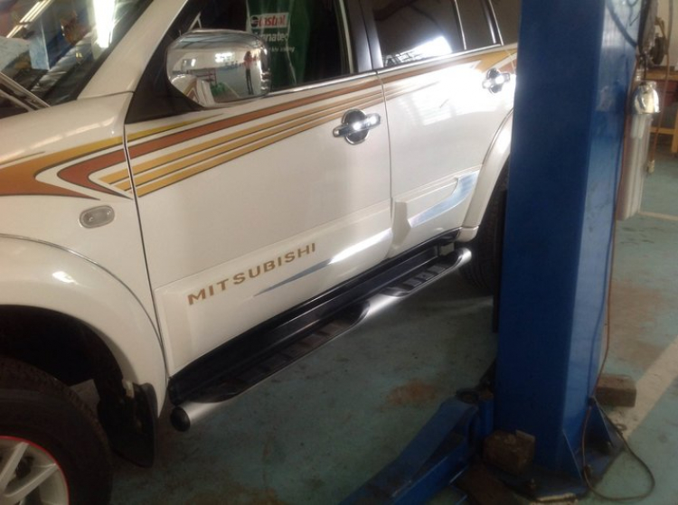 Đồ chơi xe Mitsubishi Đồ chơi xe Mitsubishi