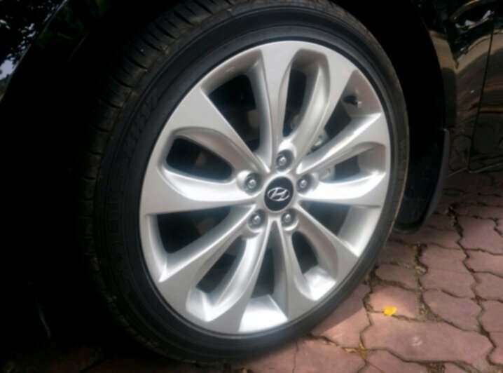 Cách đơn giản nhất để biến xe Kia thành BMW ! Cách đơn giản nhất để biến xe Kia thành BMW !