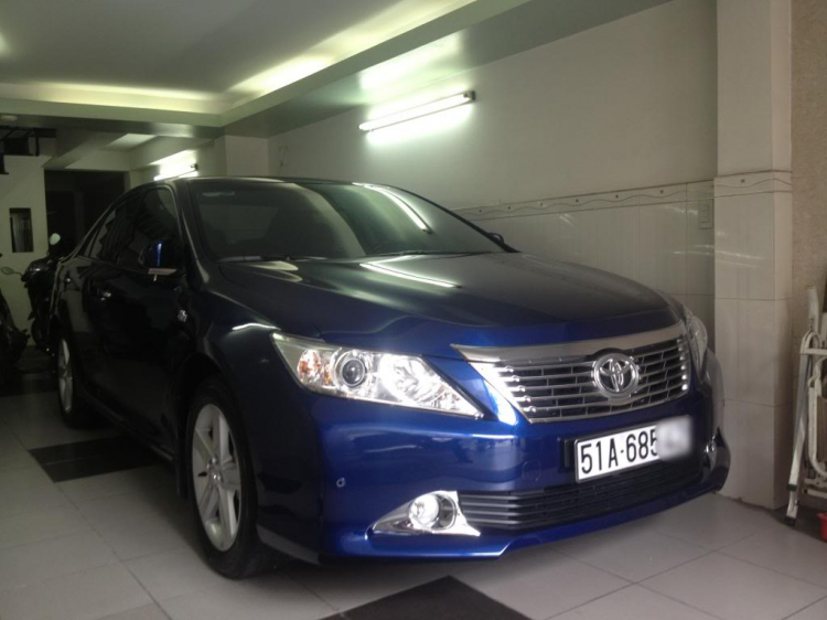 Đi Camry có nhất thiết phải là màu đen? Đi Camry có nhất thiết phải là màu đen?
