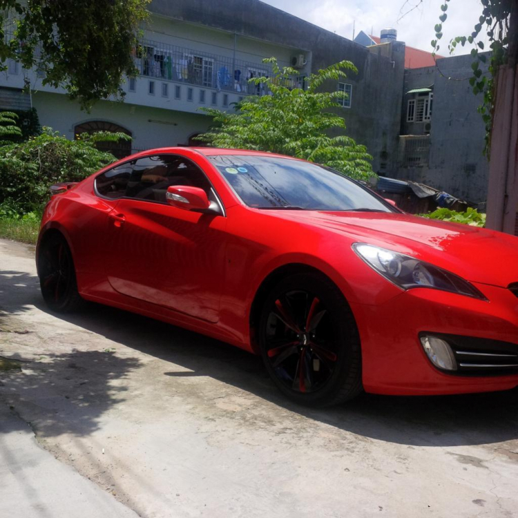Hyundai Genesis sau khi đã dặm sơn và độ nhẹ nhàng và ket qua la đây Hyundai Genesis sau khi đã dặm sơn và độ nhẹ nhàng và ket qua la đây