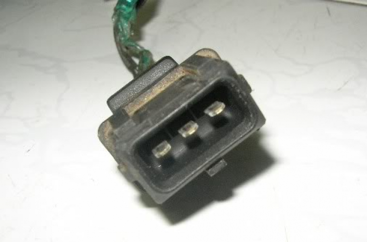 Xe Fiat Doulo đang chạy bị mất chân ga Xe Fiat Doulo đang chạy bị mất chân ga
