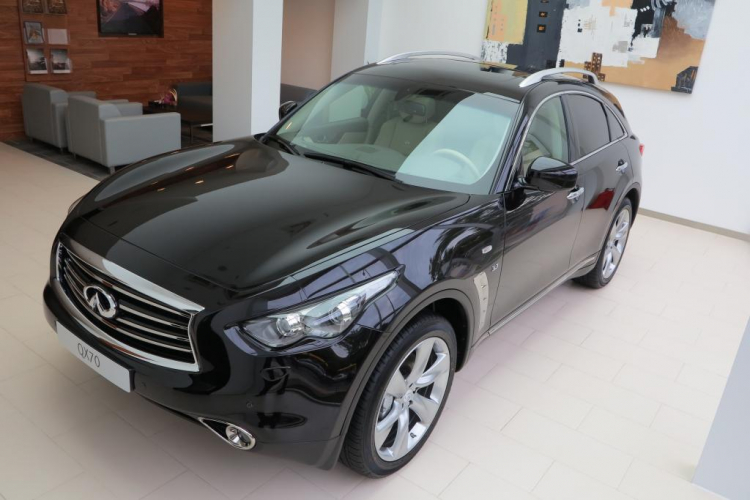 INFINITI QX70 - Tại Trung Tâm INFINITI TP. Hồ Chí Minh