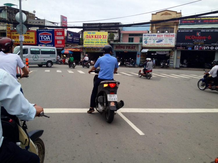 Của bác nào vào nhận hàng đêeeeeeeeee