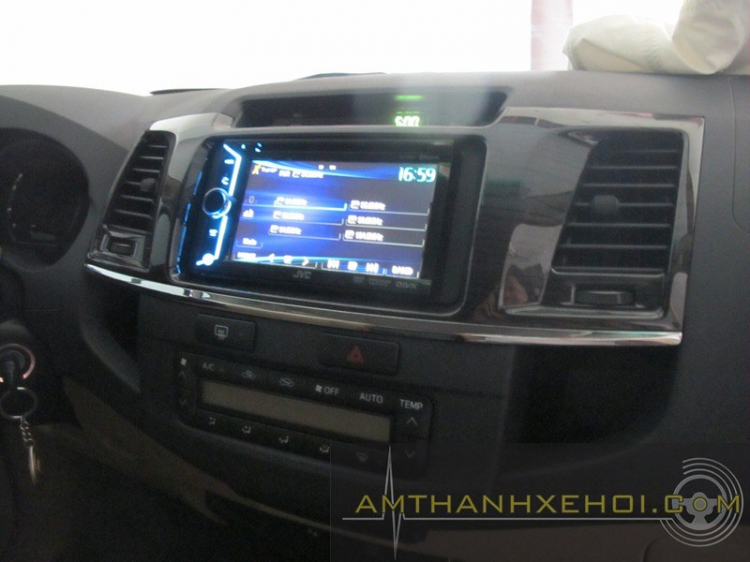 Lên nội thất cho Fortuner