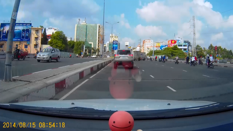 Chia sẻ kinh nghiệm mua camera hành trình Chia sẻ kinh nghiệm mua camera hành trình