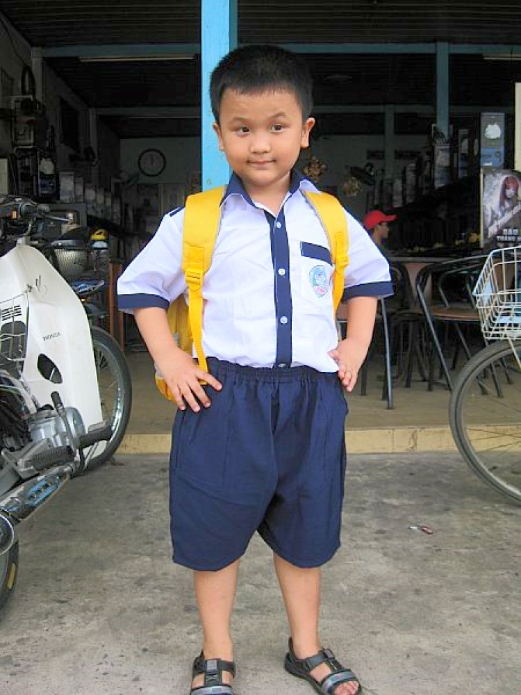 XÓM NHÀ LÁ... một chút tình... XÓM NHÀ LÁ... một chút tình...