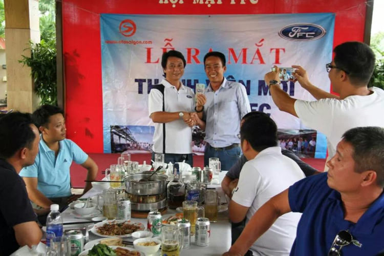 Thực hiện chương trình từ thiện trong năm 2014 - FFC xây cầu cho người nghèo!