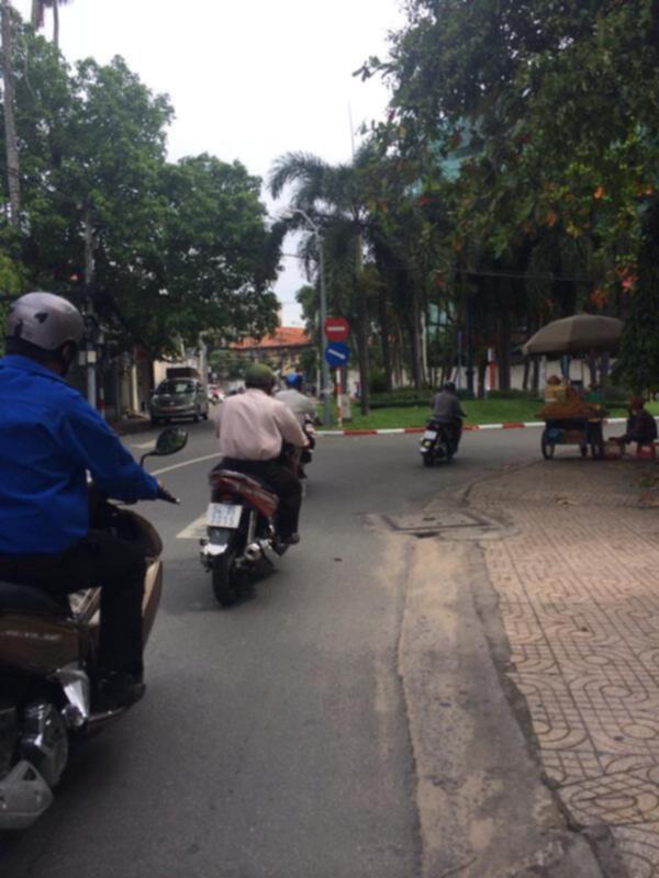 Câu chuyện sáng nay tại giao lộ Trần Quốc Thảo - Võ Thị Sáu Câu chuyện sáng nay tại giao lộ Trần Quốc Thảo - Võ Thị Sáu