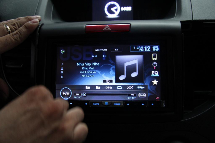 Nâng cấp DVD và hệ thống âm thanh Honda CRV 2013