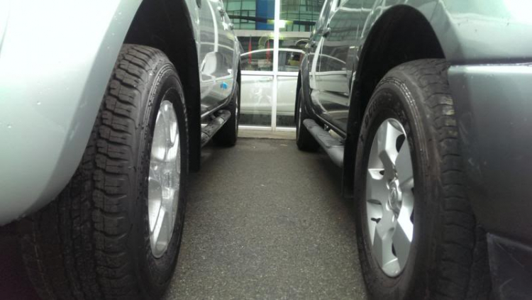 So sánh giữa Ford Ranger và D-Max LS của Isuzu!!!!!!! So sánh giữa Ford Ranger và D-Max LS của Isuzu!!!!!!!