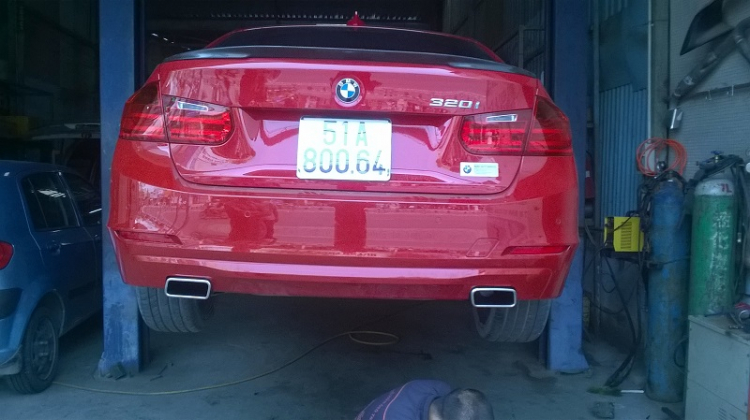 Pô cho xe BMW.