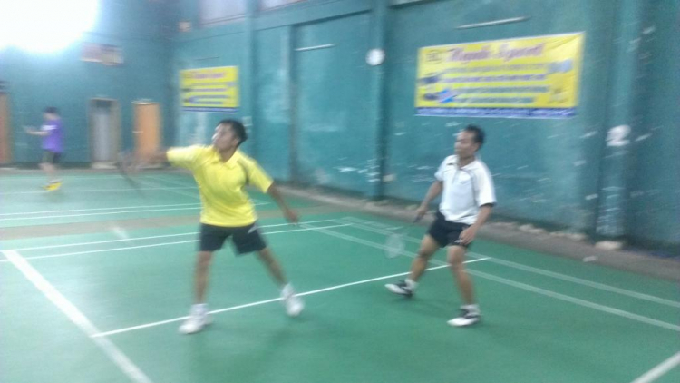 OS BADMINTON - KIAFC - Giao lưu gặp gỡ thứ 3-5 tại NVH LAO ĐỘNG - 18h - 21h