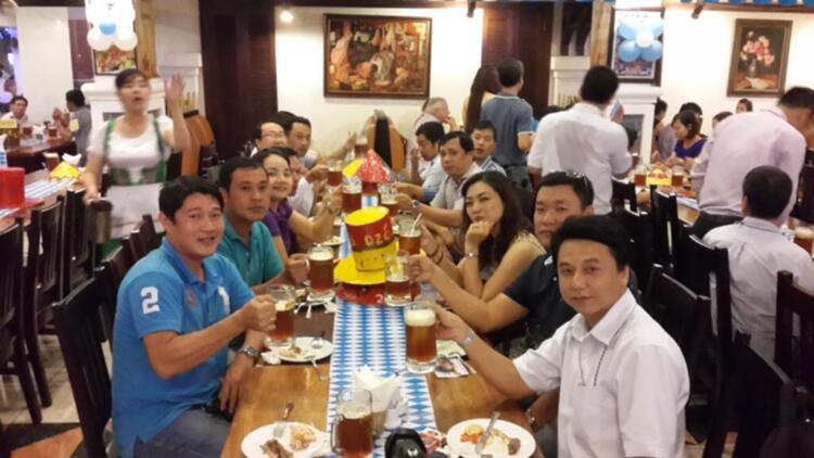 Đăng ký tham gia Lễ hội bia Oktoberfest hàng năm