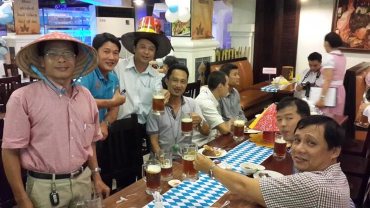 Đăng ký tham gia Lễ hội bia Oktoberfest hàng năm