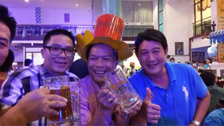 Đăng ký tham gia Lễ hội bia Oktoberfest hàng năm