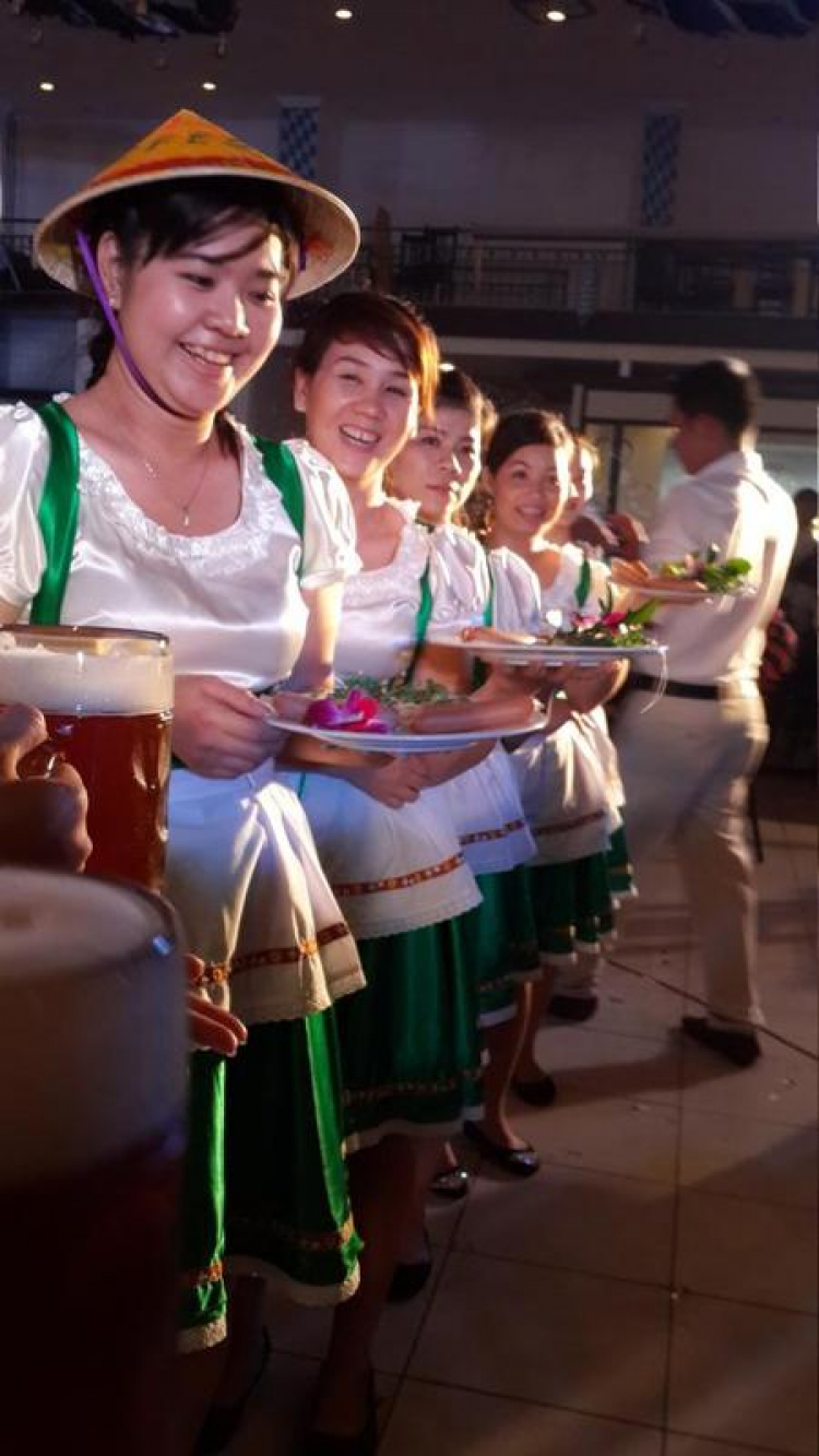 Đăng ký tham gia Lễ hội bia Oktoberfest hàng năm