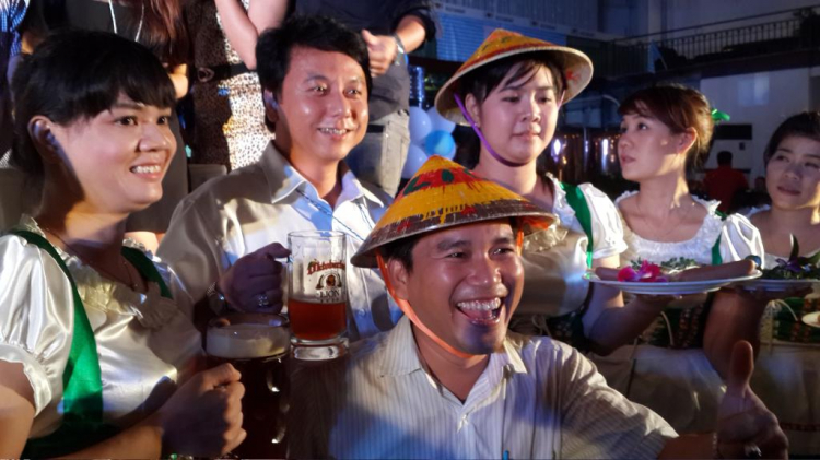 Đăng ký tham gia Lễ hội bia Oktoberfest hàng năm