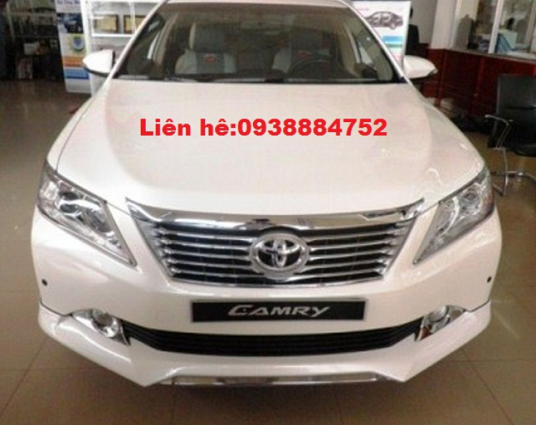 Toyota Camry sang trọng với bộ phụ kiện Uncle